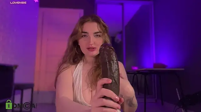RinaAverEdge Chat XXX in diretta