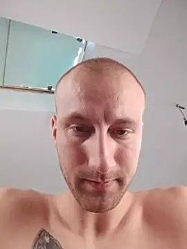 הופעת וובקאם של elias_mondeo