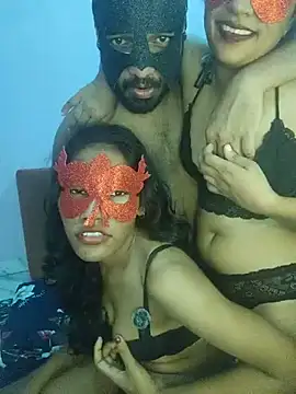pinky25 webcam show