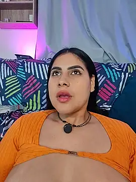 Axl_Lin Chat XXX in diretta