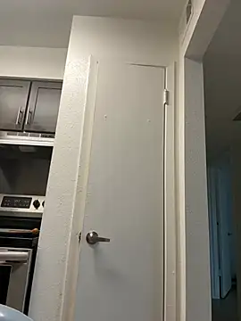 juicccyyycreamybooty Show in webcam