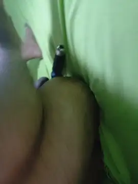 Zebawy2710 Pertunjukan Webcam