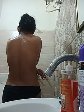 Show modela Lusty_trailer na web-kameri