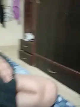 Pertunjukan Kamera Web Lusty_trailer