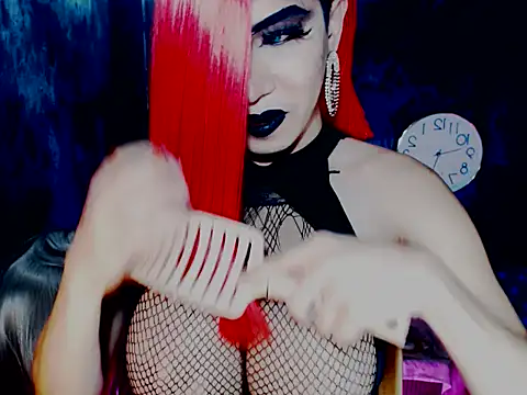 הופעת וובקאם של MistressPaola