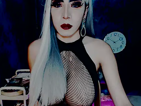 MistressPaola 웹캠 쇼