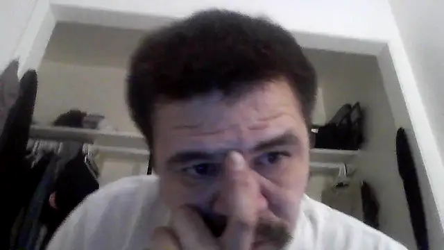 RoBPuTt Webcamshow
