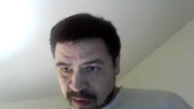 RoBPuTt webkamerás műsora