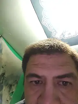 RoBPuTt: вебкам-шоу