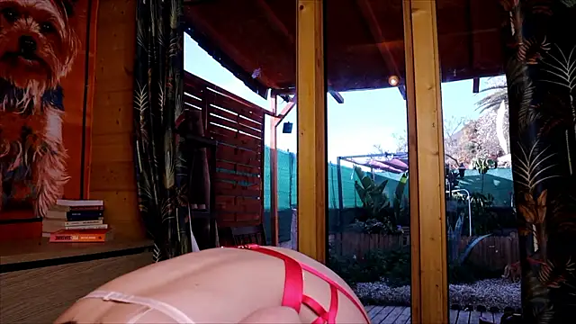 LittleMe97: вебкам-шоу