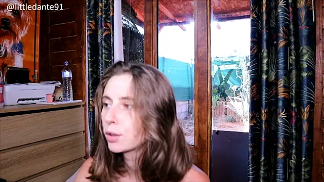 LittleMe97 Chat XXX live