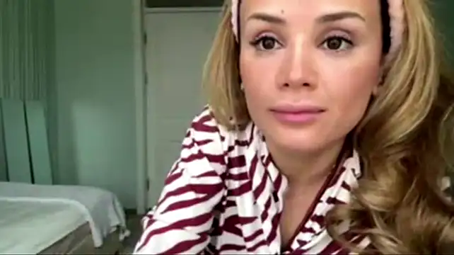 Show de SayraPie na webcam