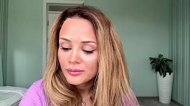 SayraPie – webcam-show