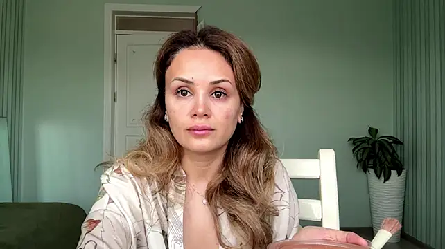 SayraPie's Webcam Show