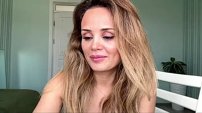 SayraPie – webcam-show