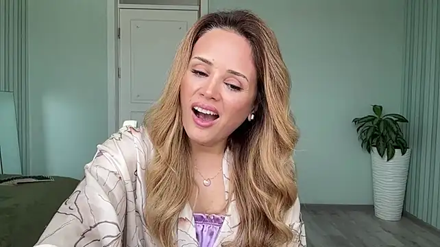 SayraPien Webbikameraesitys