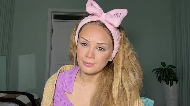 SayraPie Live XXX-chat