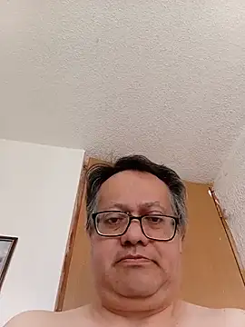 Show modela Alexander71 na web-kameri