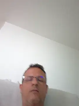 Show de Gugatoys na webcam