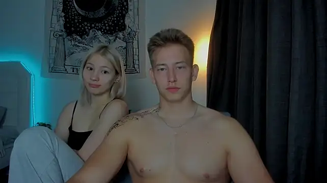 youfindus: вебкам-шоу
