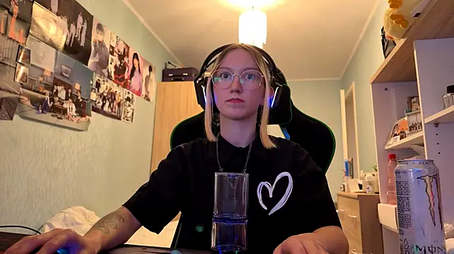 Webkamerová show SoniaKotts