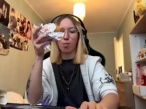 SoniaKotts Шоу с уебкамера