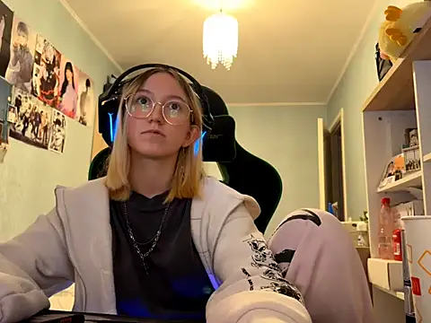 Webkamerová show SoniaKotts