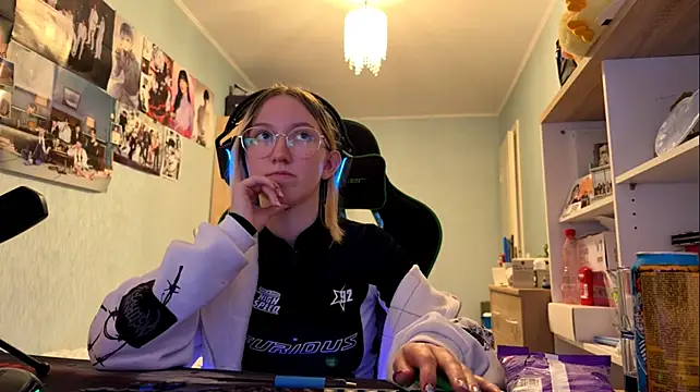 Chat +18 de SoniaKotts ao vivo
