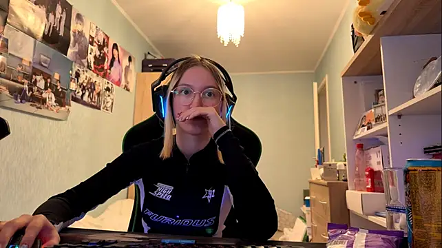 Webkamerová show SoniaKotts