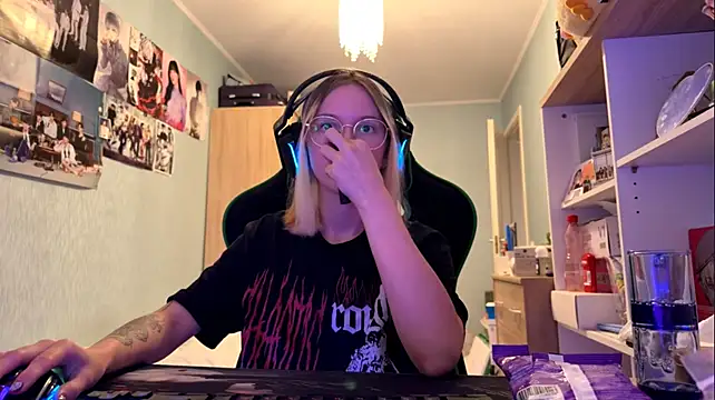 Webkamerová show SoniaKotts