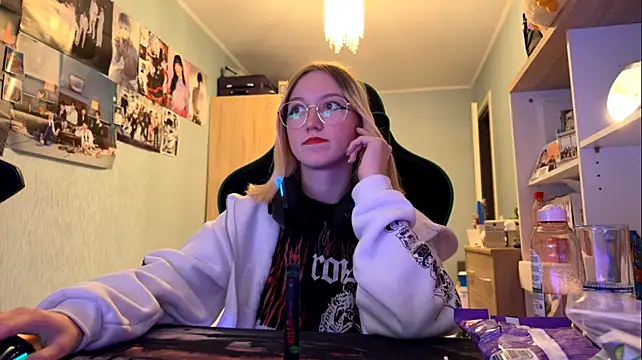 Webkamerová show SoniaKotts