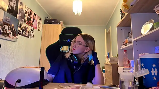 SoniaKotts Chat XXX in diretta