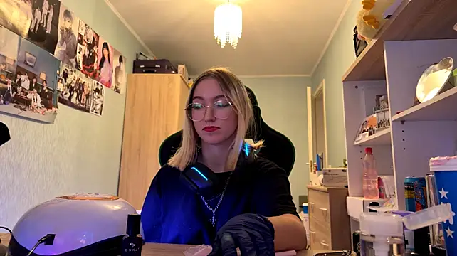 Webkamerová show SoniaKotts
