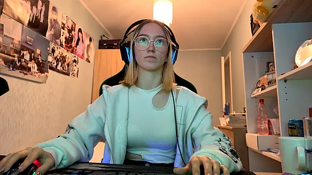 Webkamerová show SoniaKotts