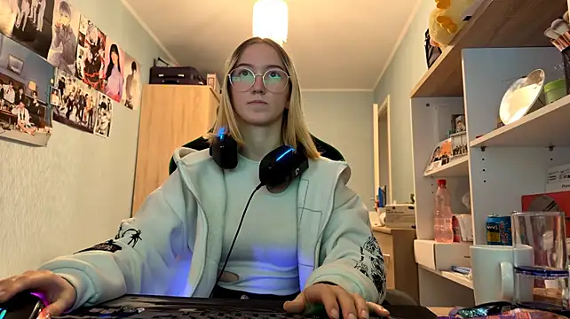 SoniaKotts' Webcam Show
