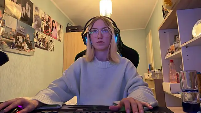 SoniaKotts' Webcam Show