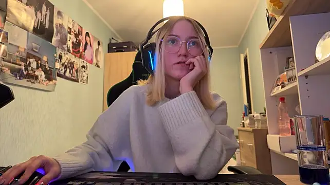 SoniaKotts' Webcam Show