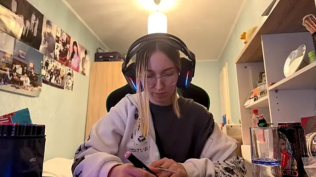 SoniaKotts' Live XXX Chat