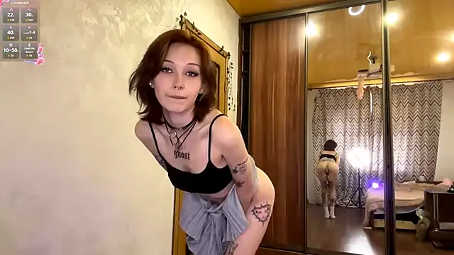 ShandraChartrand webcam show