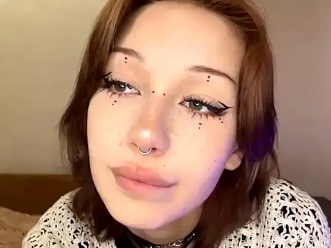 Živý XXX chat ShandraChartrand