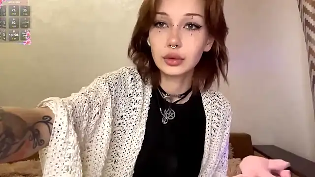 ShandraChartrand's Webcam Show
