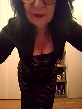 dolcissimaeffe's Live XXX Chat
