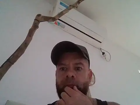LatinoSensual45 – webcam-show