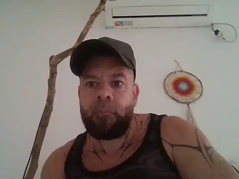 LatinoSensual45 Show in webcam