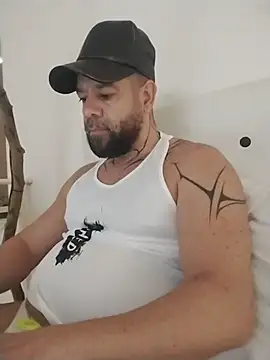 LatinoSensual45 Webcam-Show