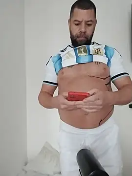 L4tinoSensu4l45n Webbikameraesitys