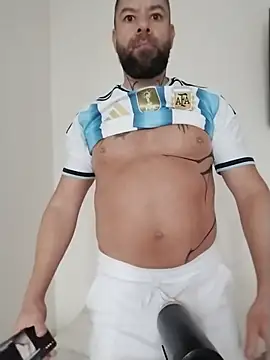 L4tinoSensu4l45's Webcam Show