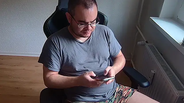 Latexboy893 Show Webcam