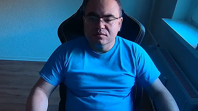 Latexboy893 Webcam-Show