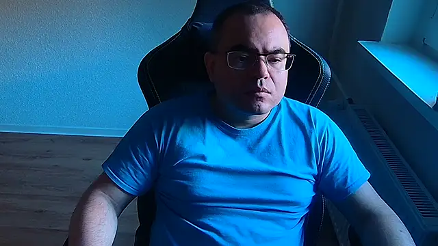 Show de Latexboy893 na webcam